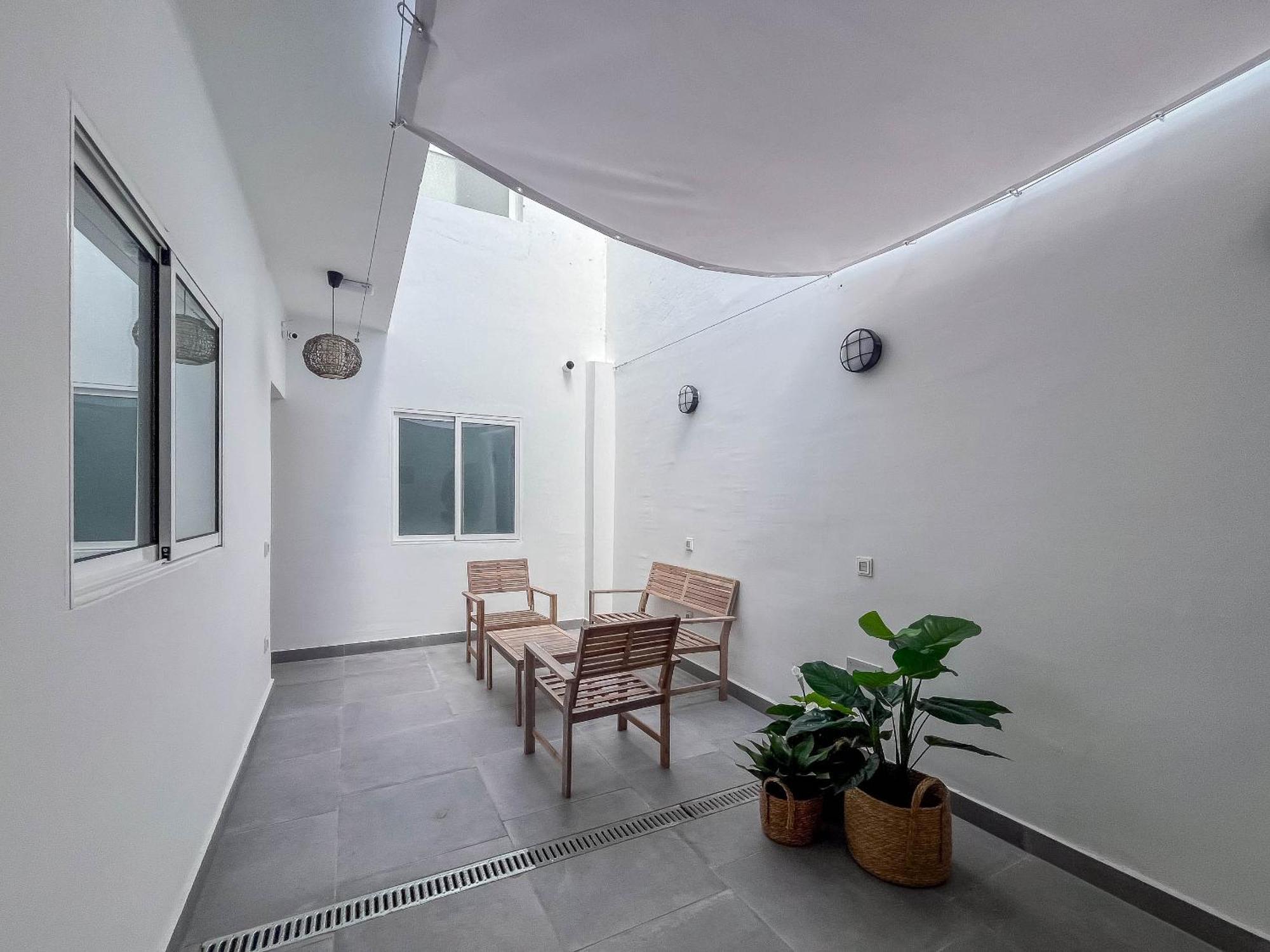 Gjestgiverier Coliving Mol-terrace, En-suite Bathroom, Fridge & Tv
