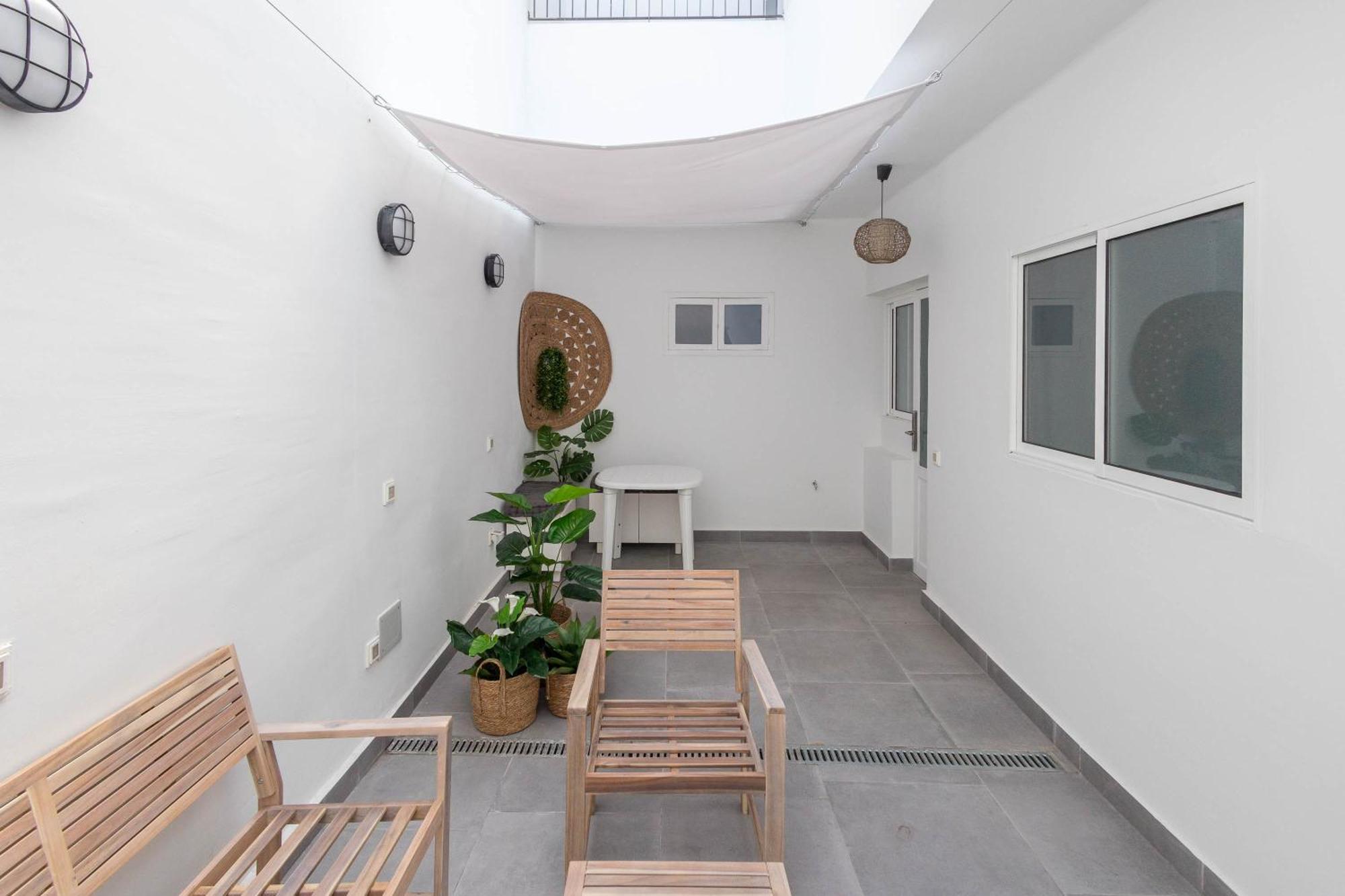 Coliving Mol-terrace, En-suite Bathroom, Fridge & Tv Gjestgiverier Las Palmas de Gran Canaria