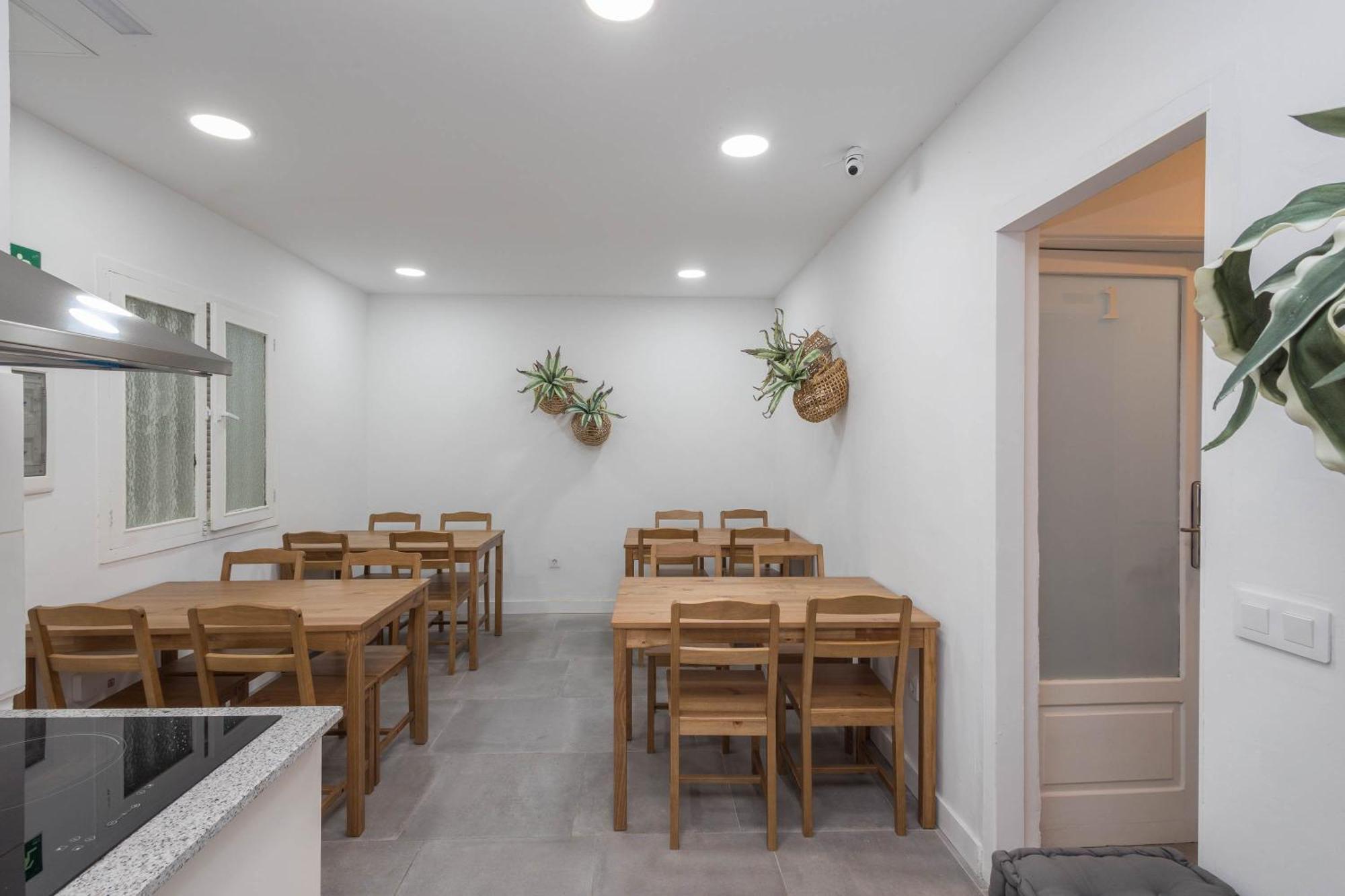 Gjestgiverier Coliving Mol-terrace, En-suite Bathroom, Fridge & Tv Las Palmas de Gran Canaria