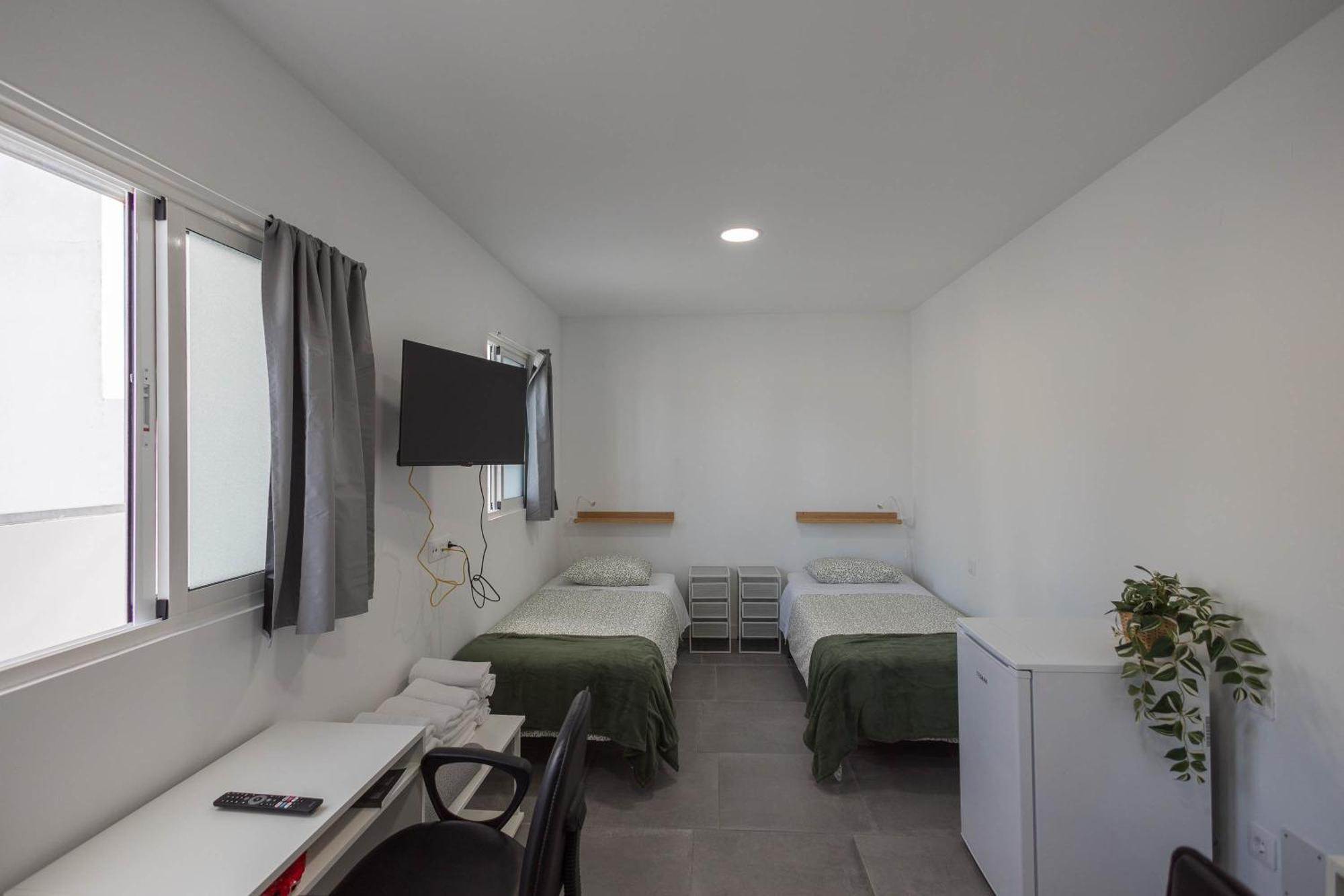 Coliving Mol-terrace, En-suite Bathroom, Fridge & Tv Gjestgiverier *