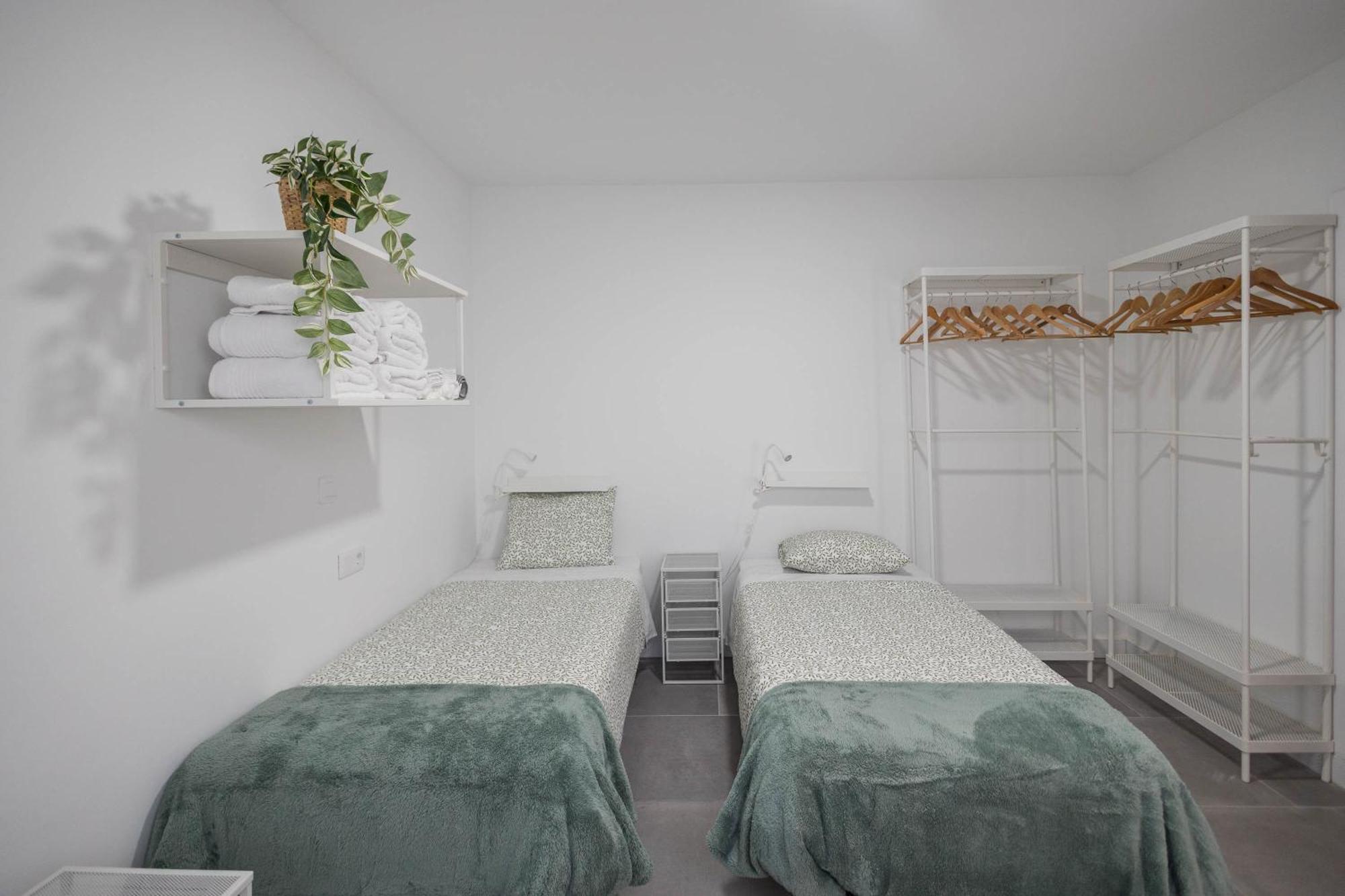 Gjestgiverier Coliving Mol-terrace, En-suite Bathroom, Fridge & Tv Las Palmas de Gran Canaria