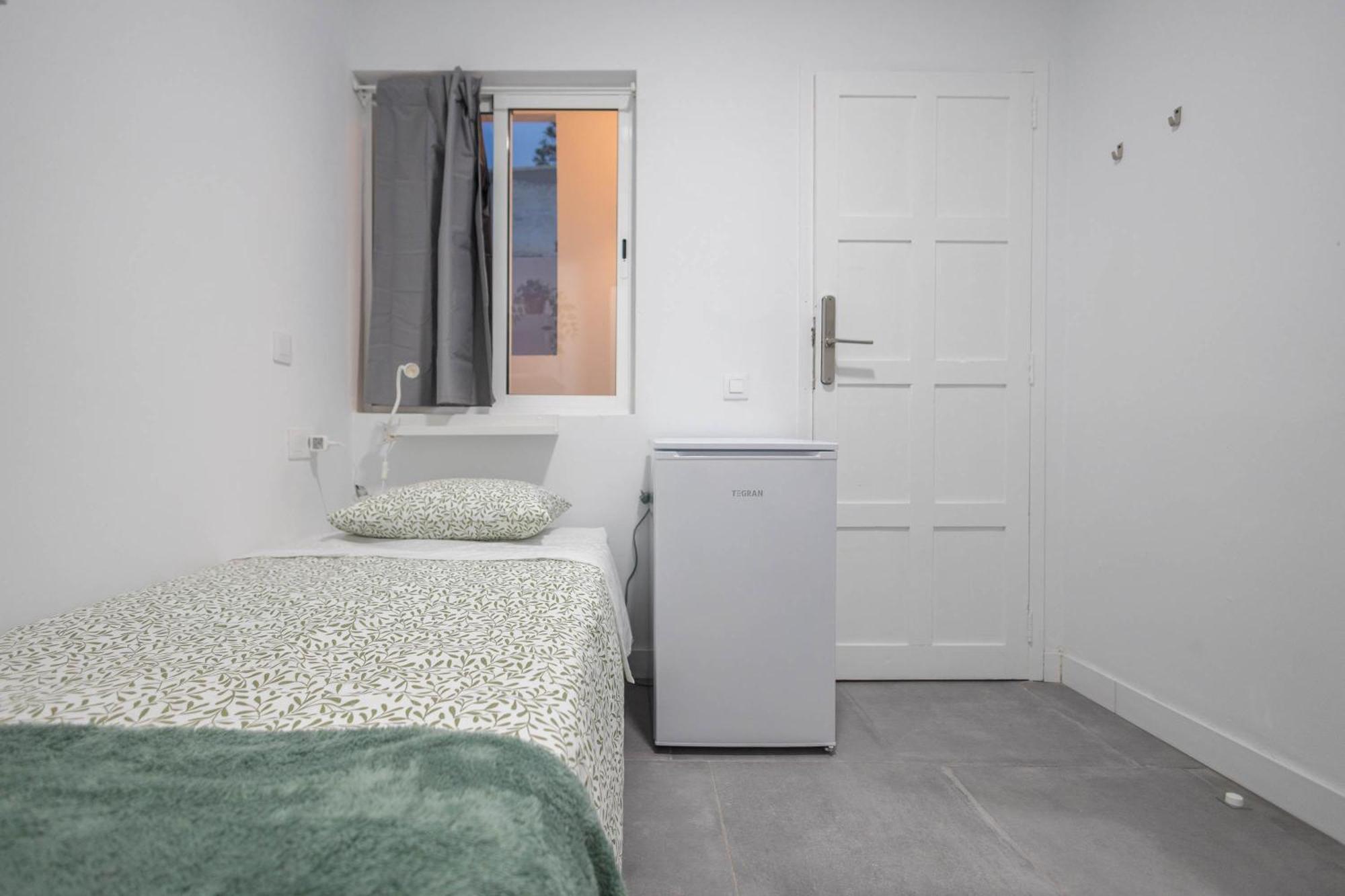 Gjestgiverier Coliving Mol-terrace, En-suite Bathroom, Fridge & Tv *