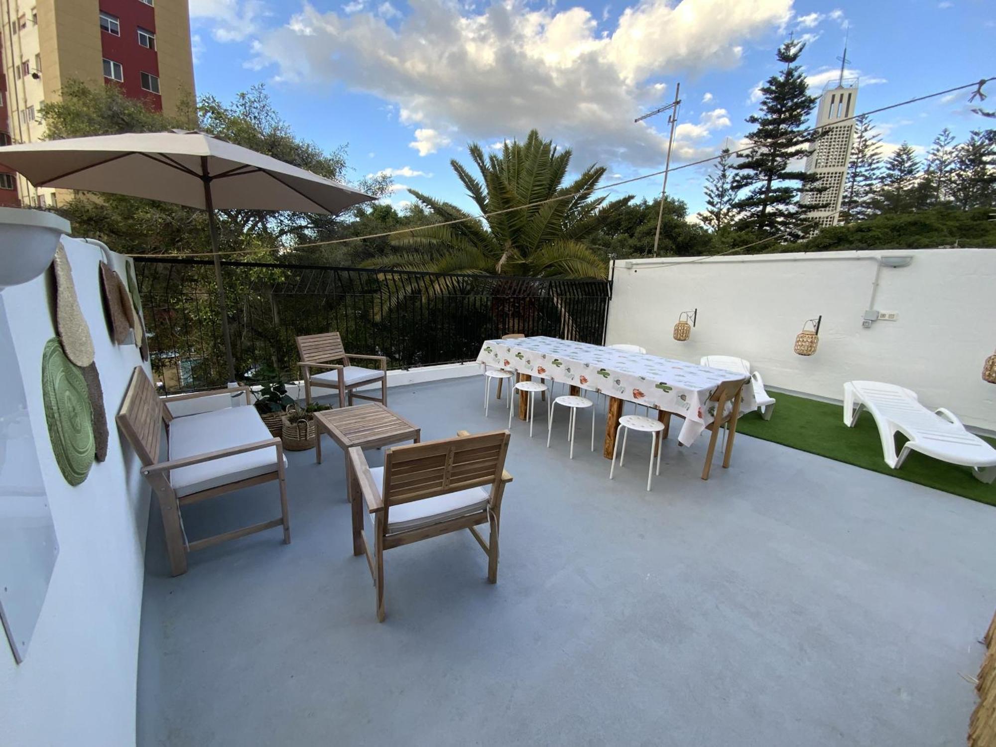 Gjestgiverier Coliving Mol-terrace, En-suite Bathroom, Fridge & Tv Las Palmas de Gran Canaria